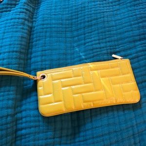 Hobo International Clutch